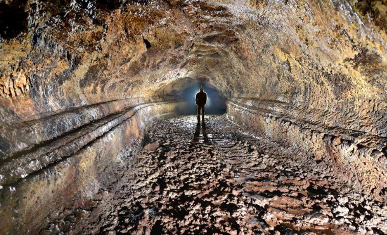 Viaggio al centro della terra: la Cueva del Viento a Tenerife