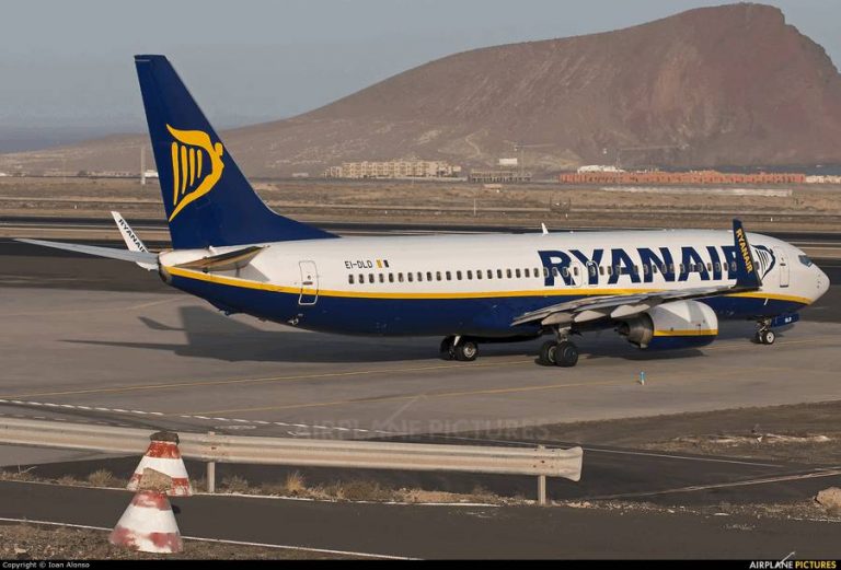 Ryanair studia per chiudere tutte le sue basi alle Canarie