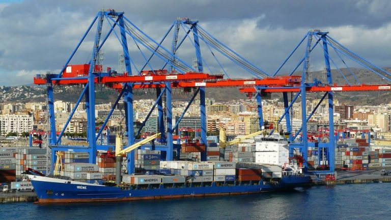 La guerra per il business portuale africano