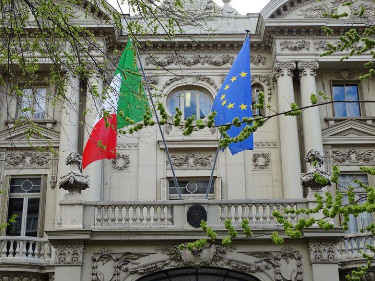 MADRID: L’AMBASCIATORE GUARIGLIA INCONTRA IL CDA DELLA CAMERA DI COMMERCIO ITALIANA PER LA SPAGNA